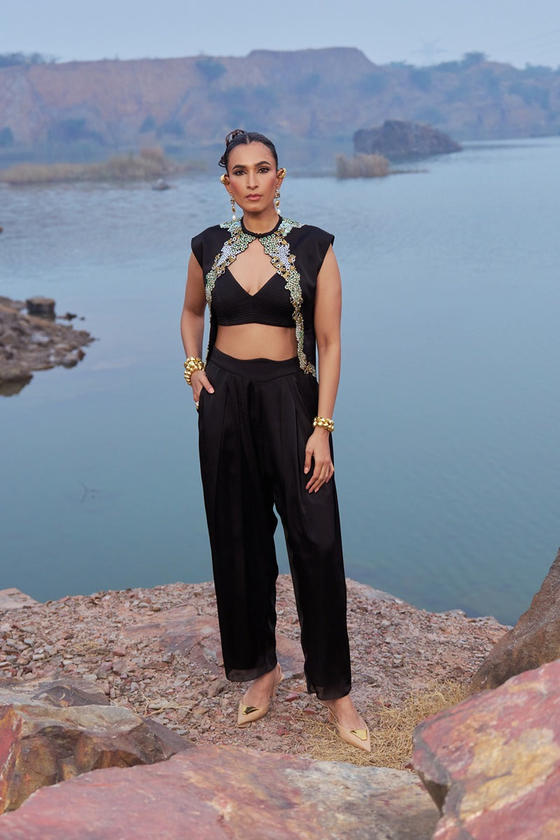 MIDNIGHT BLOOM CO-ORD SET