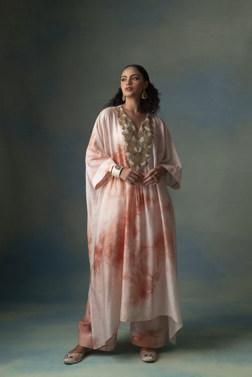 Ivory Aura - A Tunic Set