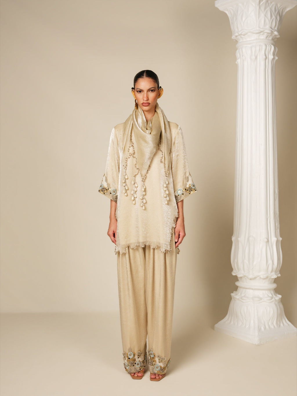 Ghungroo Poetry Tunic Set